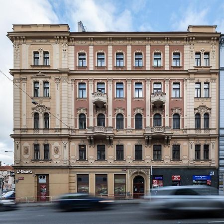 Designer Apartments In New Town By Prague Days - "Included Everything We Needed And More" Экстерьер фото